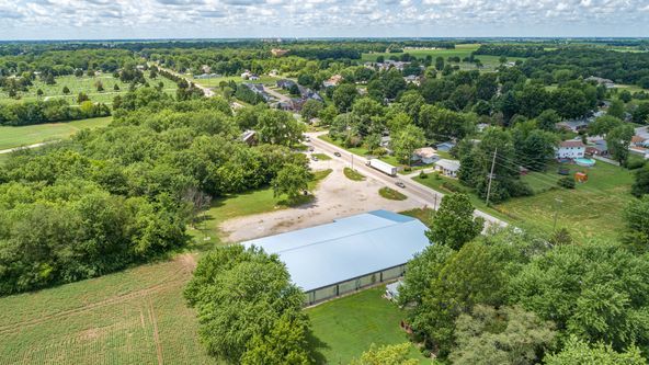 3320 Illinois Route 16, Litchfield, IL 62056